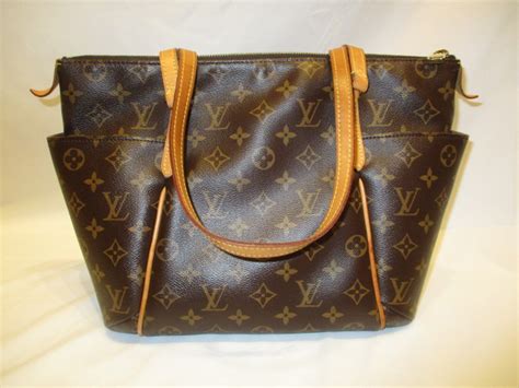 louis vuitton greenwich ct|louis vuitton store locations.